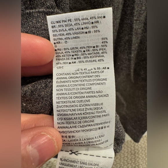 NWT - Banana Republic silk linen lightweight hoodie - Picture 6 of 10